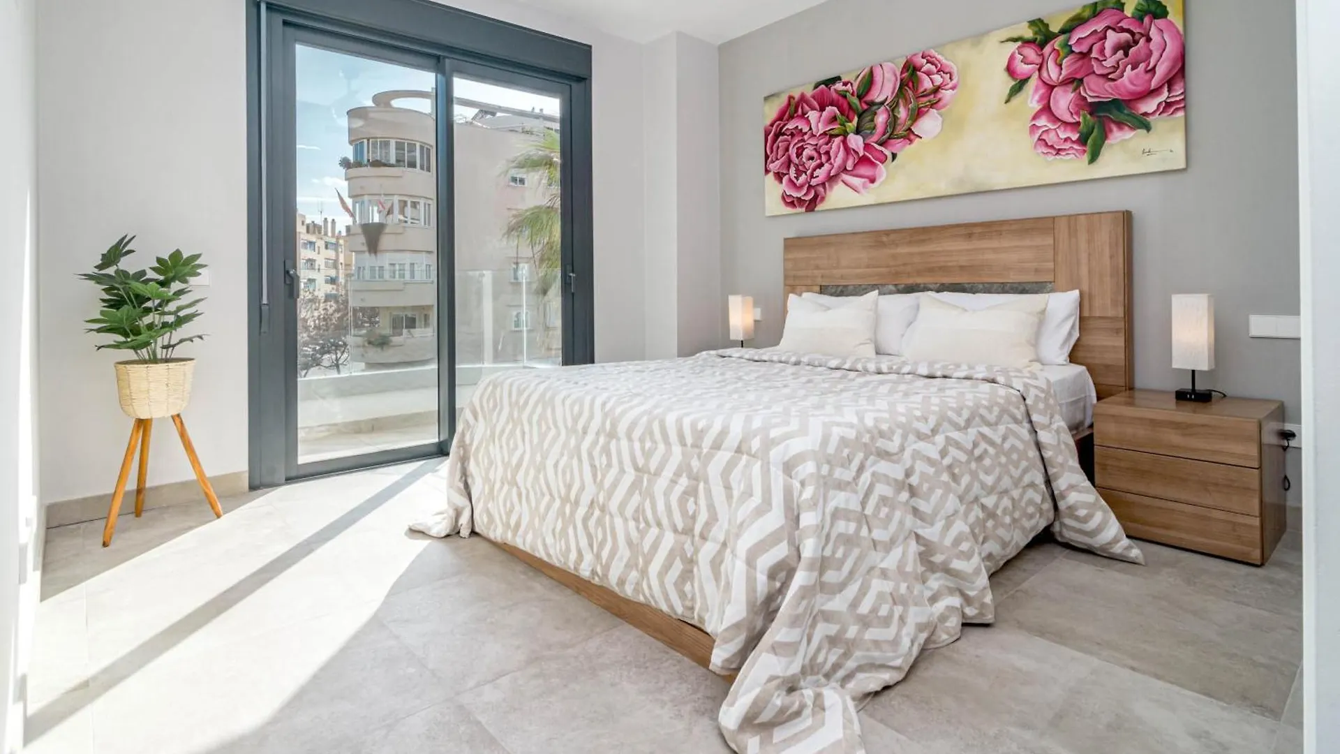 Inf42P - Modern City Apartment Near The Beach Estepona Hiszpania