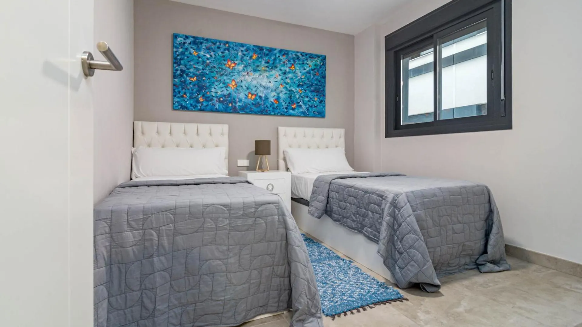 Inf42P - Modern City Apartment Near The Beach Estepona 0*,