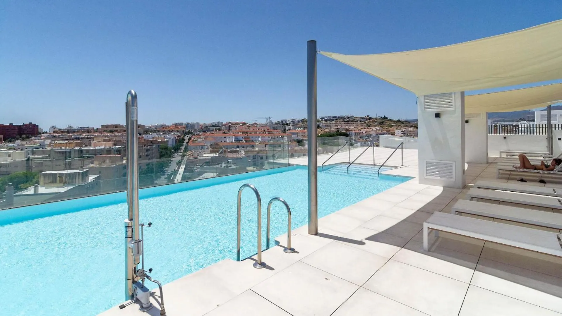 Inf42P - Modern City Apartment Near The Beach Estepona
